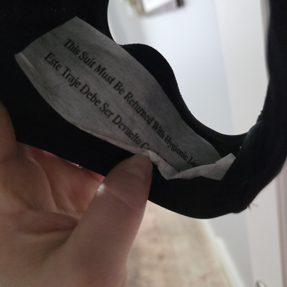 Wild Fable Black Swimsuit Size small - Picture 5 of 7